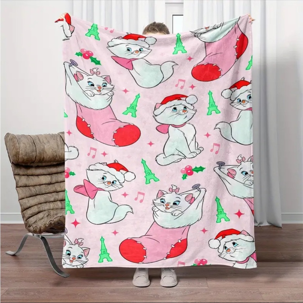 Disney’s The Aristocats Marie Blanket, The Aristocats Marie Christmas Blanket